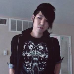 Meet your Posher, Kiki